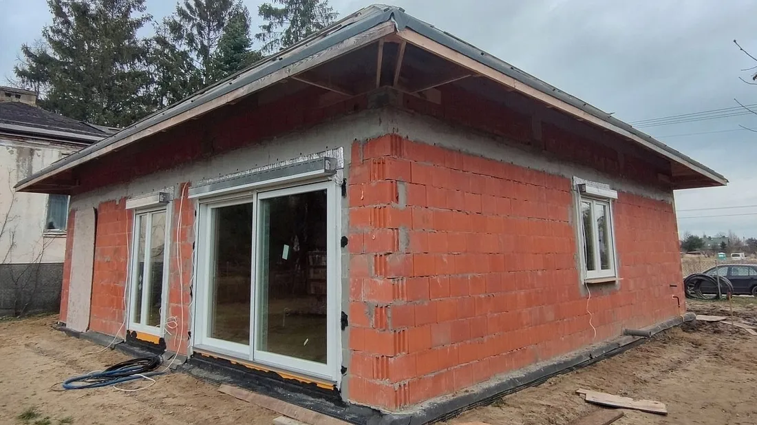 aluthermo-quattro-35cm-1mb-izolacja-roleta-zewnetrzna-stan-nowy