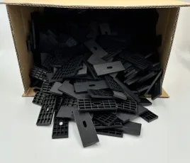 podkladki-montazowe-z-otworem-5x30x80mm-500-szt