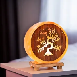 lampa-solna-aurora-sol-himalajska-dekoracja-lampka-nocna-do-biura-wystroj