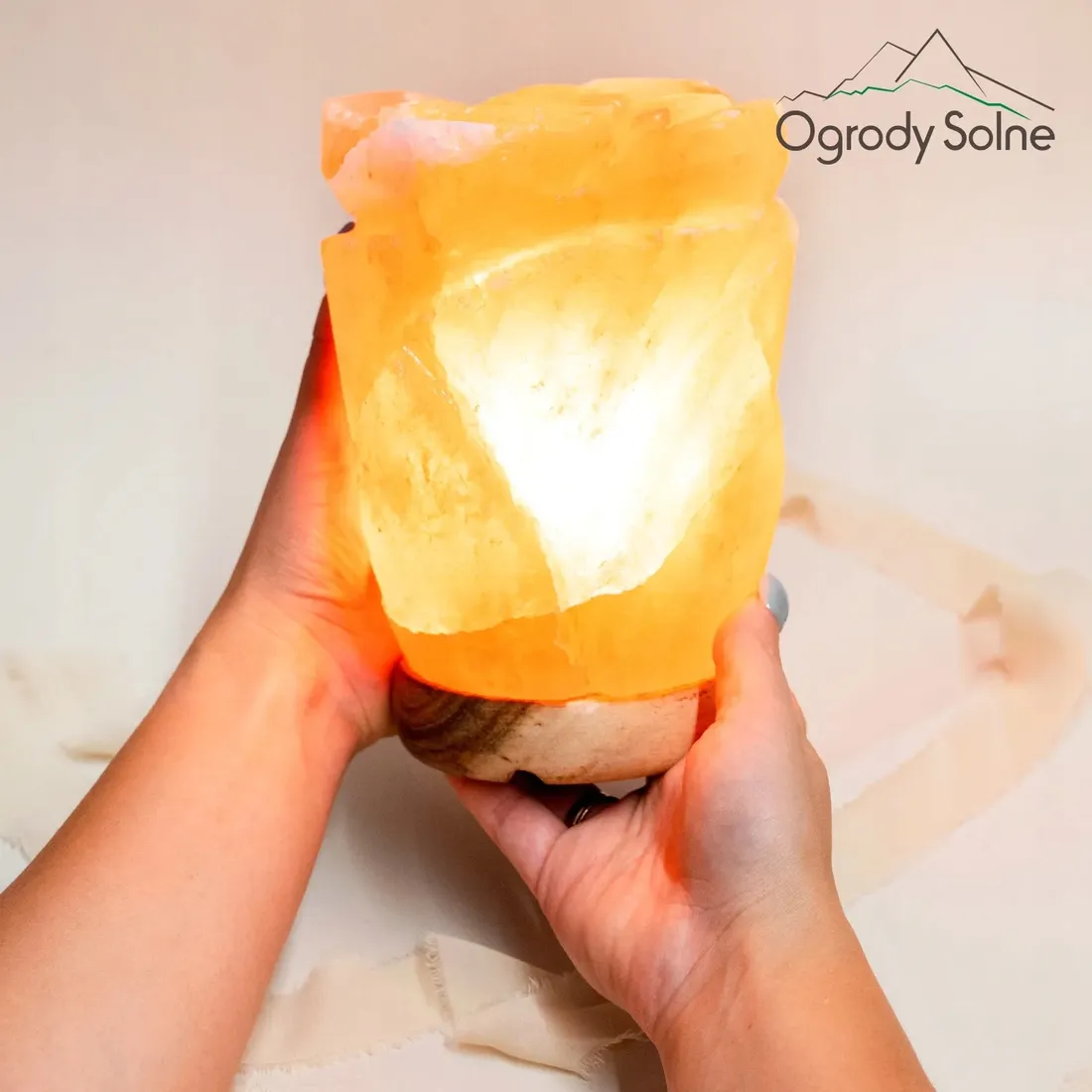 lampa-solna-na-biurko-lampka-z-soli-naturalna-kwiatek-roza-3kg-na-prezent