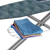 deska-do-prasowania-120x38-cm-szeroki-blat-z-gniazdem-rekawnik-z-polka-cechy-dodatkowe-antenka-blat-z-siatki-metalowej-blokada-rozkladania-gniazdo-z-przedluzaczem-plynna-regulacja-wysokosci-prw-podstawa-na-stacje-parowa-podstawka-pod-zelazko-polka-system-szybkiego-skladania-i-rozkladania-ssk