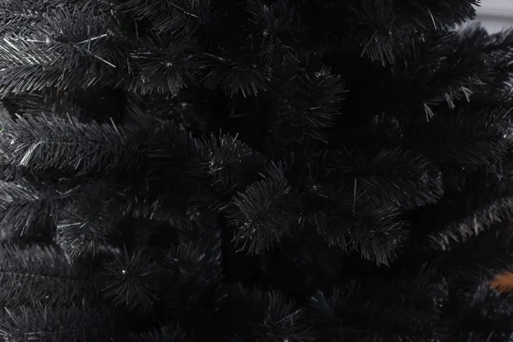 choinka-sztuczna-czarna-200-cm-bardzo-gesta-stojak-kod-producenta-jodla-glamour-puszysta-200cm