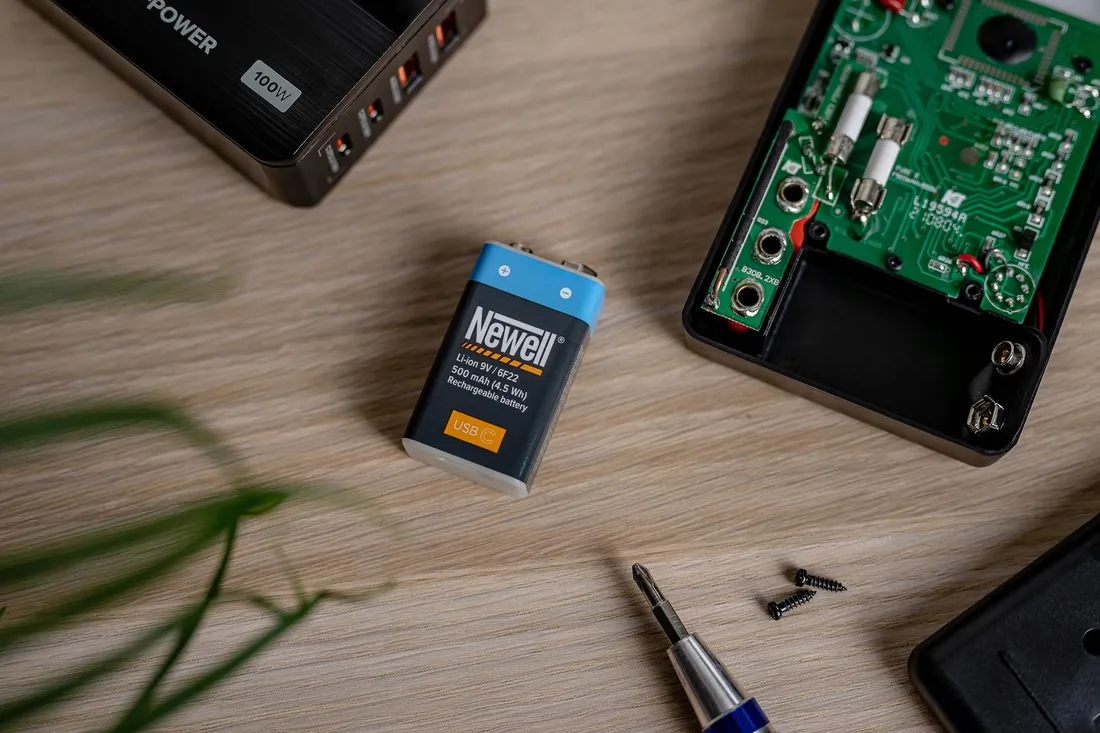 akumulator-newell-9-v-usb-c-500-mah