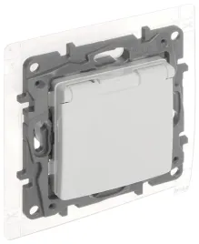 gniazdo-pojedyncze-le-764537-niloe-230-v-16-a-ip44-legrand