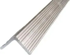 katownik-aluminiowy-ryflowany-20x20x25-100-cm