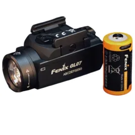 latarka-na-bron-picatinny-fenix-gl07-700-lumenow-240-metrow-zasiegu