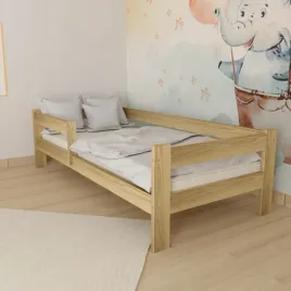 lozko-dzieciece-ala-70x140-sosna-stelaz-barierka-drewniane-solidne