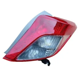 toyota-yaris-2011-2014-lampa-tylna-prawa-nowa