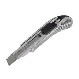 faster-tools-noz-aluminiowy-z-ostrzem-lamanym-18mm-25-szt