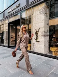 komplet-damski-olavoga-reunion-ciemnobezowy-s