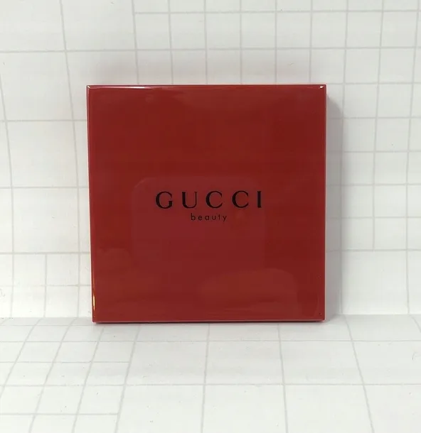 gucci-guilty-lusterko-czerwone-marka-gucci