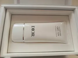dior-zestaw-lusterko-la-mousse-off-on