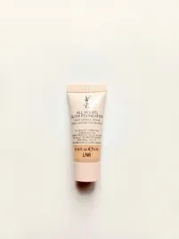yves-saint-laurent-all-hours-glow-foundation-podklad-ln6-5ml