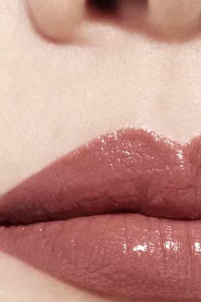 chanel-rouge-coco-pomadka-438-suzanne-35g-kolor-brazowy-bezowy