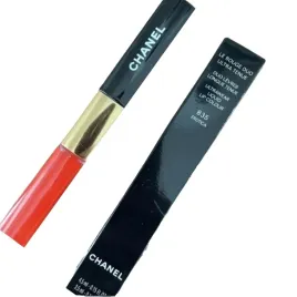 chanel-le-rouge-duo-lip-color-pomadka-835-erotica
