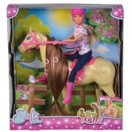 steffi-z-koniem-w-stroju-dzokejki