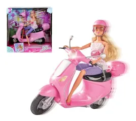 steffi-na-skuterze-simba