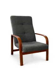 fotel-nordic-comfort-wypoczynkowy-salon-drewno-orzech-material-czarny