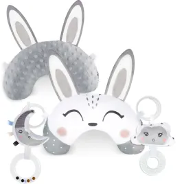 poduszka-z-grzechotka-i-gryzakiem-do-mat-nukido