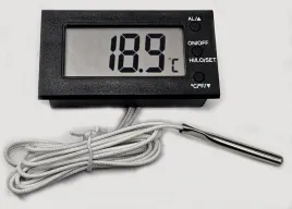 termometr-z-sonda-do-wedzarni-gotowania-alarm-duzy-do-300-stopni-destylator