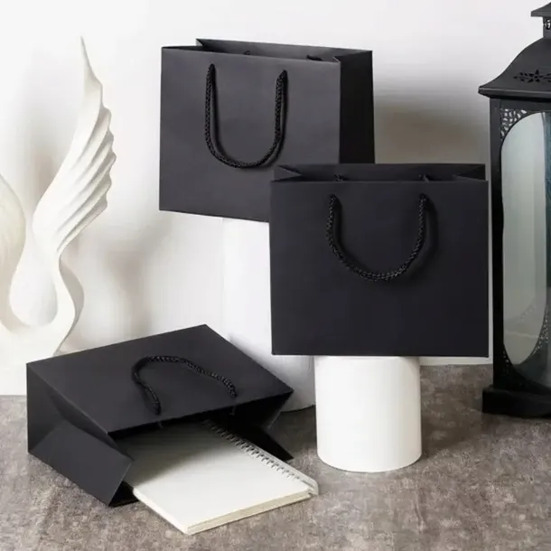 torba-tote-czarna-rodzaj-torebka