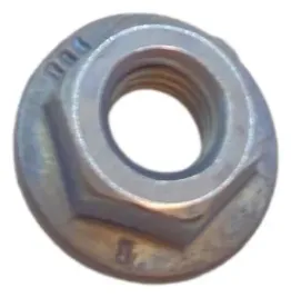 0122100q0b-nakretka-juke-leaf-pathfinder-oe-nissan