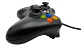 pad-przewodowy-froggiex-do-xbox-360-i-pc-dualshock-kontroler-usb-2m-stan-nowy-kolor-czarny