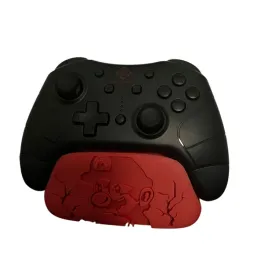 podstawka-na-pada-nintendo-switch-pro-mario-stojak-druk-3d-prezent