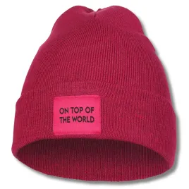 czapka-damska-zimowa-prazkowana-beanie-na-chlodne-dni-modna-naszywka-moraj