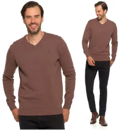 elegancki-sweter-meski-klasyczny-prosty-kroj-dekolt-w-serek-moraj-s