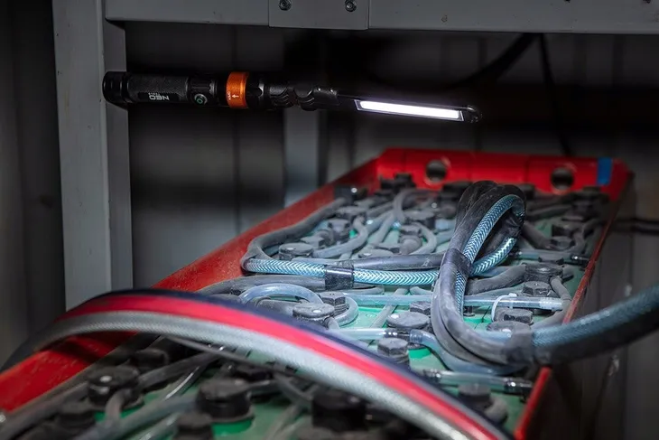 lampa-3w1-kod-producenta-99-107-stan-nowy