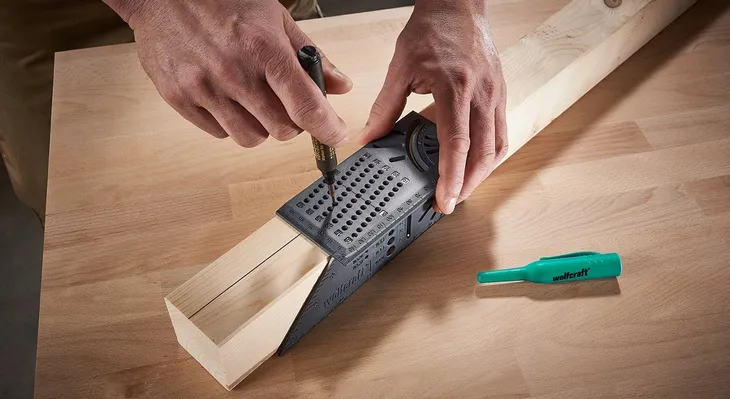 katownik-stolarski-japonski-3d-rodzaj-katownik-3d