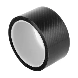 tasma-zabezpieczajaca-dekoracyjna-50-mm-x-3-m-ze-struktura-carbon-czarn