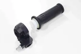 manetka-gazu-uniwersalna-do-pocket-bike-czarna-wytrzymala-plastikowa