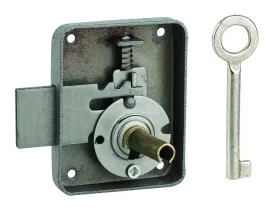zamek-meblowy-paris-do-drzwi-meblowych-prawy-os-35-mm-60x70-mm-1-klucz