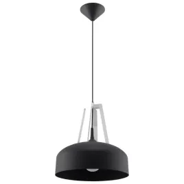 lampa-wiszaca-czarna-z-bialym-drewnem-e27-salon