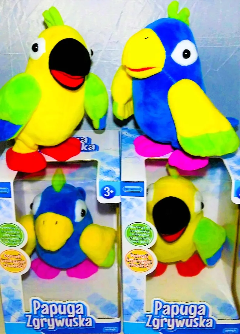 interaktywna-gadajaca-papuga-tanczy-i-powtarza-zdania-przedrzezniacz