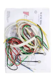 instalacja-elektryczna-wfm-m06-biala-z-licznikiem-w-polce