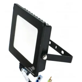 naswietlacz-projektor-led-30w-2700lm-nw-slim-ip65-dzienna
