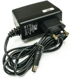 zasilacz-tasma-led-230v-30w-12v-dc-25a-wtyczkowy