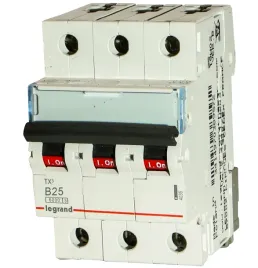 wylacznik-nadpradowy-legrand-3p-b-25a-tx3-403404