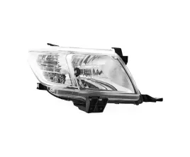 lampa-przednia-do-toyota-hilux-2012-2016-81110-0k440-prawa