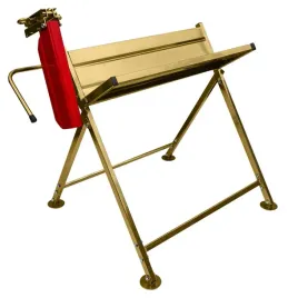 stojak-do-ciecia-drewna-z-uchwytem-na-pile-kobylka-skladana