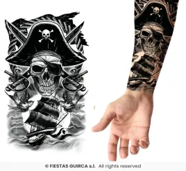 tatuaz-pirata-piracki-czaszka-tatuaze-tattoo-charakteryzacja-halloween