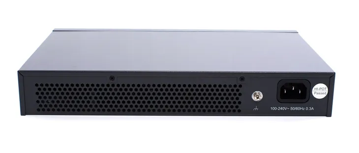 switch-tp-link-tl-sg1016-16x-10-100-1000mbps-tp-link-kod-producenta-tl-sg1016d-stan-nowy