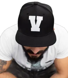 czapka-prosty-daszek-litera-v-haft-american-twill