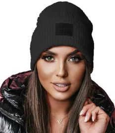 zimowa-czapka-unisex-woolk-ciepla-olaf-czarna