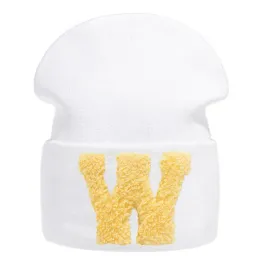 beanie-zimowa-czapka-woolk-ciepla-rodrigo-biala