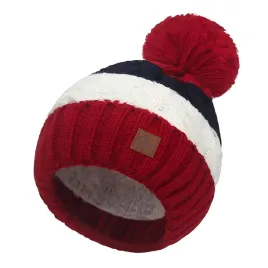 zimowa-czapka-ciepla-pompon-podszewka-polar-dizzy