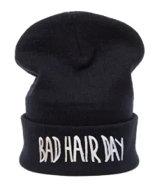 zimowa-czapka-beanie-ciepla-bad-hair-day-haft